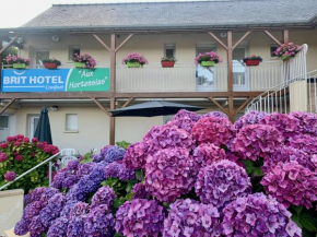 BRIT HOTEL LANNION PERROS-GUIREC -- Aux Hortensias